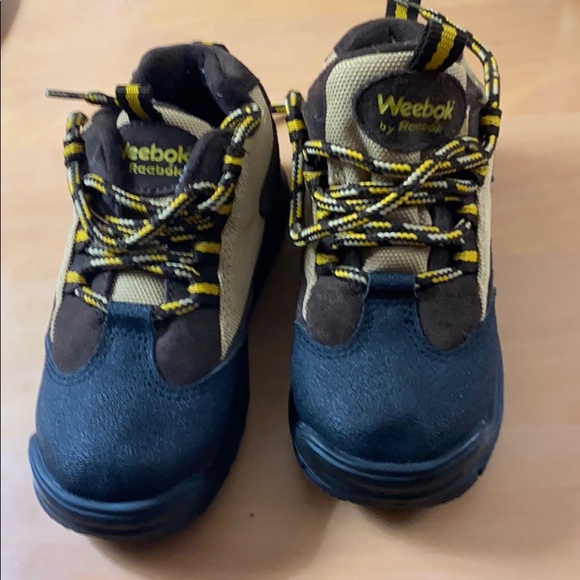 New nice sneakers leather fabric - Picture 1 of 5